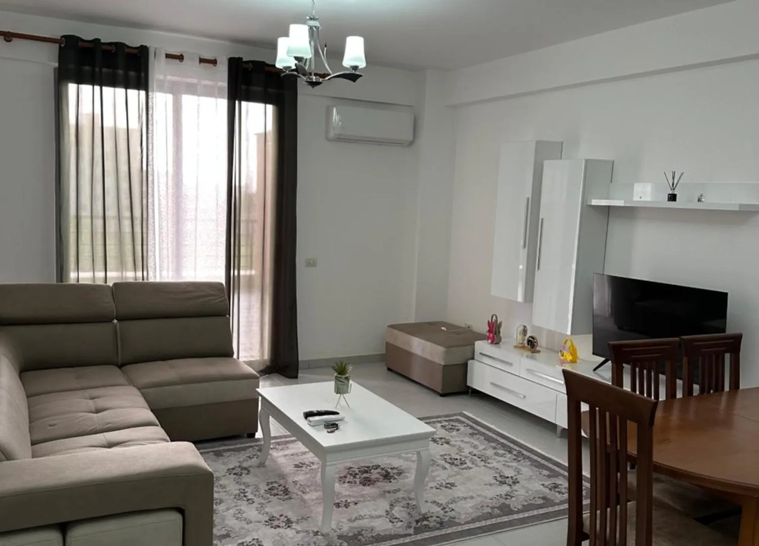 Lezha Apartments